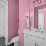 Disco Cowgirl Broadway 2miles - 8 Q Beds - Rooftop - Omg Holiday home *