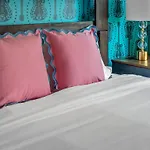 Disco Cowgirl Broadway 2miles - 8 Q Beds - Rooftop - Omg Holiday home *