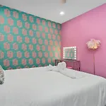 Holiday home Girls' Getaway - Flamingle House - Broadway 2 Miles - Rooftop - Wow Nashville