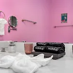 Girls' Getaway - Flamingle House - Broadway 2 Miles - Rooftop - Wow Holiday home