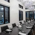 121 Hotel Floor 1 Buyout By Avantstay Entire First Floor Buyout Of 121 Hotel Sleeps 16