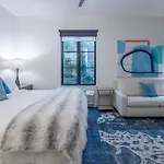 121 Floor 1 Buyout By Avantstay Entire First Floor Buyout Of 121 Sleeps 16 Nashville