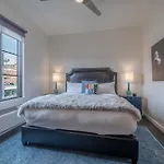 121 Hotel Floor 1 2 By Avantstay Sleeps 34 10 Units In Nashville