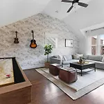 The Magnolia House - 7 Beds & Full Of Charm *