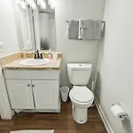 Apartment Brentwood A2 I Cozy & Comfy I 2bd I Free Parking *