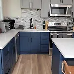 Apartment Beautiful, Enchanting, Private, 1 Bedroom 1 Bath *