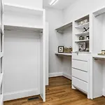 Holiday home Luxe Large With Movie Room, Hot Tub, Garage