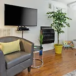 Noteworthy Near Opryland Apartment *
