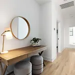 The Willie - Newly Redesigned, Game & Rooftop Holiday home Nashville