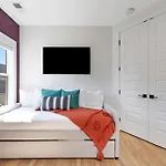 The Willie - Newly Redesigned, Game & Rooftop Holiday home Nashville