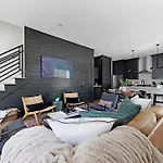 The Willie - Newly Redesigned, Game & Rooftop Nashville