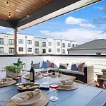 Holiday home The Willie - Newly Redesigned, Game & Rooftop *
