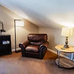 1009 Eastside Vibe - Big & Nashville