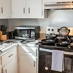 The Eastside 2br Near 5points *