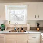 The Eastside 2br Near 5points