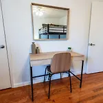 The Eastside 2br Near 5points Holiday home *