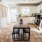 Holiday home The Eastside 2br Near 5points Nashville