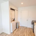 Get To Any Site 5-15 Minutes Holiday home *