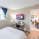 7 Min Drive To Broadway- Walkable Neighborhood * Nashville
