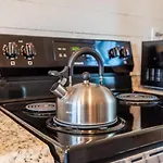 7 Min Drive To Broadway- Walkable Neighborhood Nashville