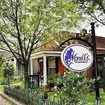 Sleeps 6-full Kitchen-4 Beds-big Couch-officespace * Nashville