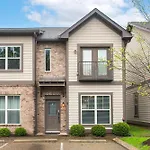 Relaxing 2 Bd 2 5 Ba Nashville Home Base
