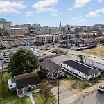 Mystic Pearls - 2 Units - Next To Broadway