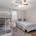 South Wing - 2 Units - 4 Bedrooms - Mins To Zoo