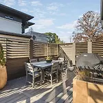 Luxury In Hills With Garage And Walk To The Park * Nashville