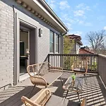 Two Adjacent Homes In 12 South And Belmont Area Sleeps 20 People