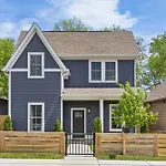 The Morrison - Karaoke Theater Backyard Oasis