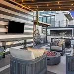 The High Note - Spectacular Rooftop Walk To Gulch