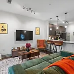 Mid-century Charm In Midtown Nashville