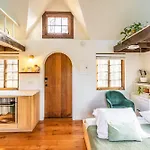 Dreamy Tiny House With Hot Tub And Garden Patio Nashville