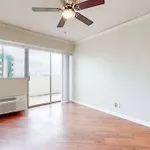 Apartment Traveling Professionals. Garage Parking. Downtown. *
