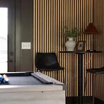 The Gambler - Pool Table Rooftop With Firepit Holiday home