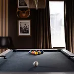 The Gambler - Pool Table Rooftop With Firepit