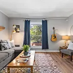 Famous Music Row 1 Bedroom With Free Parking And Pool * Nashville