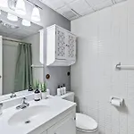 Holiday home Famous Music Row 1 Bedroom With Free Parking And Pool Nashville