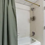 Famous Music Row 1 Bedroom With Free Parking And Pool Nashville