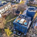 Twin Homes Rooftop Deck Hot Tub Outdoor Kitchen