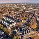 Rooftop Deck Hot Tub & Game Room In Nashville