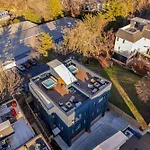Rooftop Deck Hot Tub & Game In * Nashville