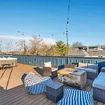 Rooftop Deck Hot Tub Game Downtown Holiday home Nashville