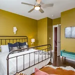 Holiday home 2 Chic Townhomes Near Geodis Sleeps 22 Nashville