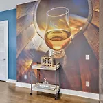 The Barrelhouse Loft In West End Near Vandy And Centennial *