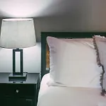 Holiday home Legends Loft Modern Near Vandy On West End *