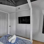 Chic New Near Dt Nashville