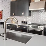 Holiday home 5 Star Stay! Rooftop Hot Tub Walk To Gulch *