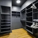 Cozy 1St-Floor Retreat W Game Room & King Bed